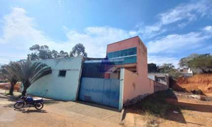 Barracão / Galpão / Depósito com 10 salas para alugar no Residencial Estoril, Taubaté 
