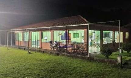 Chácara de luxo à venda em Taubaté-SP, Berta Grande: 4 quartos, 2 salas, 4 banheiros, 2 vagas, 300m² de área!
