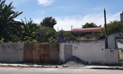 Terreno com 360m², murado de fácil acesso ao Centro e Rodovias. pronto para construir.