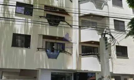Apartamento para locação no Centro de Taubaté-SP com 2 quartos, 1 suíte, 1 sala, 2 banheiros, 1 vaga de garagem - 112,20m².