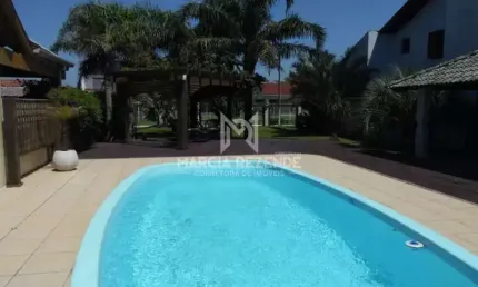 Imovel amplo alto padrao com piscina, 5 dormitorios