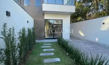 Casa com 2 quartos à venda em Morrinhos, Bombinhas , 90 m2 por R$ 860.000