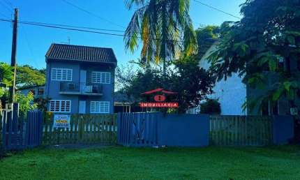 Casa com 4 dormitórios à venda, 100 m² por R$ 440.000,00 - Cambiju - Itapoá/SC