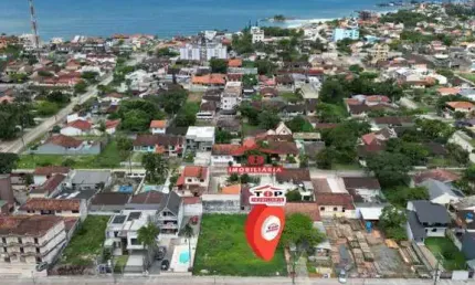 Terreno à venda na Avenida Celso Ramos, 1699, Brasília, Itapoá