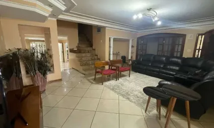 Casa com 3 quartos à venda na Avenida São Bento, 253, Vila Galvão, Guarulhos