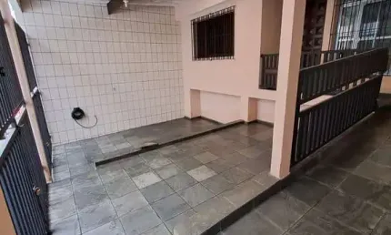 Casa com 2 quartos à venda na Rua Sílvio Barbosa, 225, Vila Camargos, Guarulhos