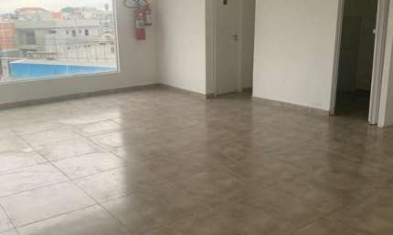 Ponto comercial para alugar na Rua Mariano Moya Peramos, 17, Jardim Adriana, Guarulhos