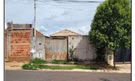 Casa à venda 2 Quartos, 2 Vagas, 10M², RESIDENCIAL SANTANA, LINS - SP