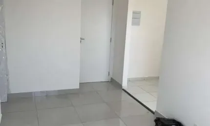 Excelente Apartamento, pronta para morar no Condomínio Terra Nostra com 1 vaga de garagem coberta,