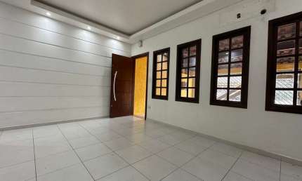 A casa dos seus sonhos -  Bairro Picanço - Aceita PERMUTA