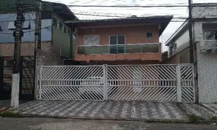 Casa à venda 2 Quartos, 1 Vaga, 10M², TUPI, PRAIA GRANDE - SP