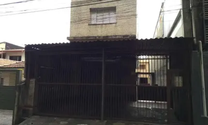 Salão comercial para locação de 125 m² com entrada trifásico, com localização estratégica, na regiã