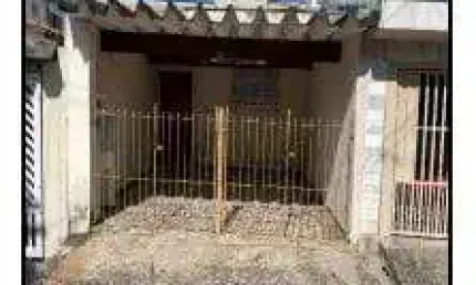 Casa à venda na Rua Gustavo Barroso, Vila Lia, Diadema