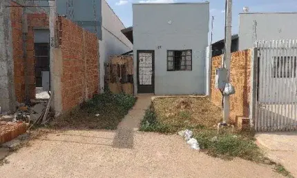 Casa à venda 2 Quartos, 1 Vaga, 10M², JARDIM DOS IPES II, IBITINGA - SP