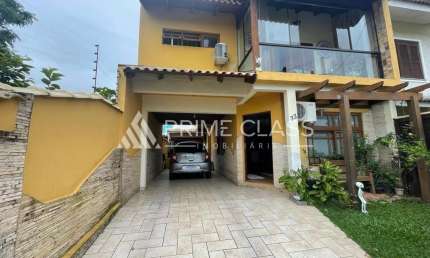Casa com 3 quartos à venda na Rua Nevada, 33, Mato Grande, Canoas por R$ 640.000