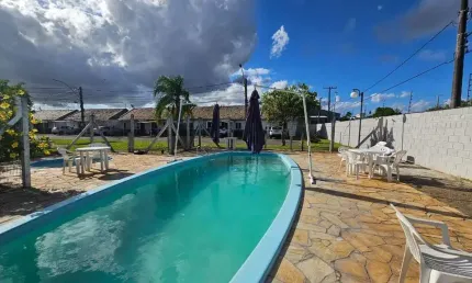 Casa em condomínio fechado com 3 quartos à venda na Rua Brigadeiro Ivo Borges, 1000, São Luis, Canoas por R$ 215.000