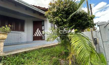 Casa com 2 quartos à venda na Rua Tuiuti, 228, Nossa Senhora das Graças, Canoas por R$ 799.990
