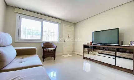 Casa com 2 quartos à venda na rua irani bertelli, 199, nossa senhora das graças, canoas por r$ 479.000