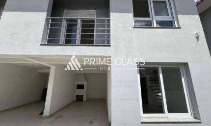 Casa em condomínio fechado com 2 quartos à venda na Rua Coronel Vicente, 940, Centro, Canoas por R$ 350.000