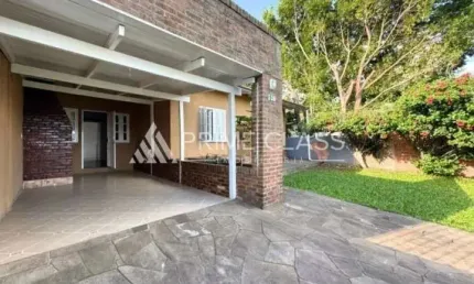 Casa com 3 quartos à venda na Rua Araguaia, 520, Igara, Canoas por R$ 750.000