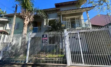 Casa com 2 quartos para alugar na rua dos lírios, 49, igara, canoas por r$ 3.950