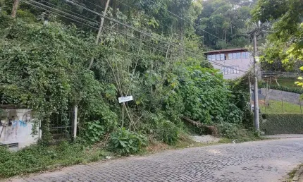 Terreno à venda na Rua Doutor Jorge Melick, Corta Vento, Teresópolis