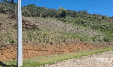 Lote em Condomínio Fechado para Venda em Teresópolis, Albuquerque