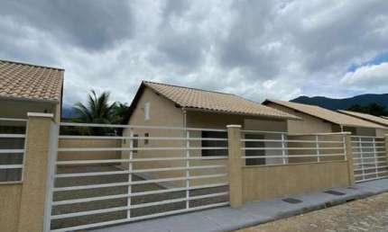Casa em Condomínio para Venda em Guapimirim, Cotia, 2 dormitórios, 1 suíte, 2 banheiros, 1 vaga