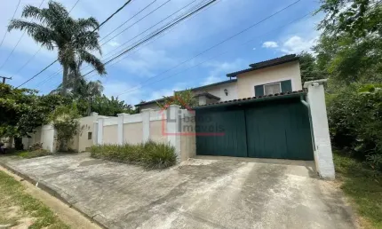 Casa com 5 quartos à venda no Balneário Gardem Mar, Caraguatatuba  por R$ 1.250.000