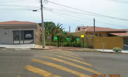 Terreno à venda no Residencial Burato, Campinas  por R$ 380.000