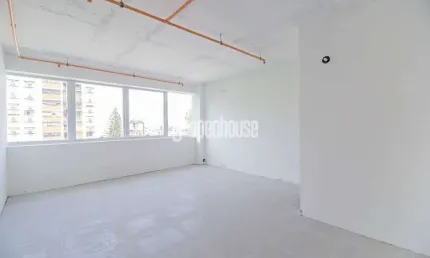 Sala comercial para alugar na Rua Anita Garibaldi, 1143, Três Figueiras, Porto Alegre