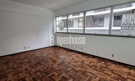 Sala comercial para alugar na Rua Vinte e Quatro de Outubro, 1557, Auxiliadora, Porto Alegre