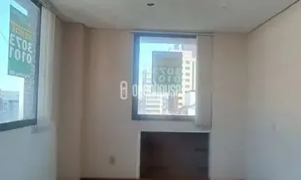 Sala comercial à venda na Avenida Carlos Gomes, 1610, Três Figueiras, Porto Alegre