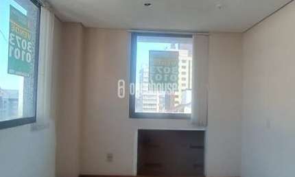 Sala comercial para alugar na Avenida Carlos Gomes, 1610, Três Figueiras, Porto Alegre