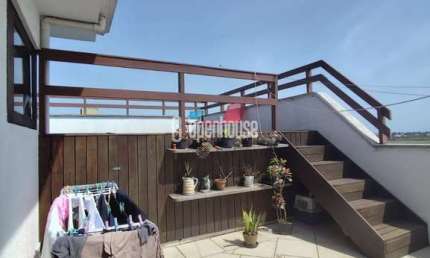 Cobertura com Piscina 4 Dormitórios 2 Suítes 3 Banheiro 2 Vagas
