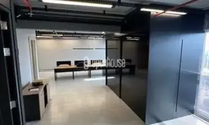 Sala comercial para alugar na Avenida Senador Tarso Dutra, 135, Petrópolis, Porto Alegre