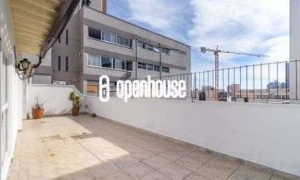 Cobertura com 219m² 3 dormitórios 1 suíte 4 banheiros 2 vagas