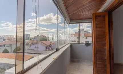 Apartamento 2 dorms com suíte e varanda no jardim planalto