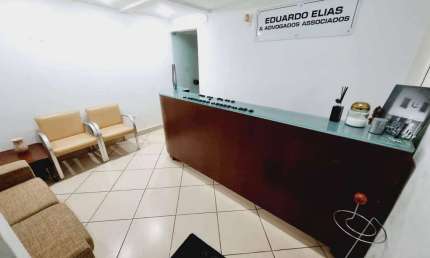 LOCAÇÃO | CONJUNTO COMERCIAL COM 6 SALAS | MOBILIADO | CENTRO