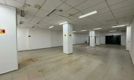 OPORTUNIDADE DE LOCAÇÃO | LOJA COMERCIAL | 10x25 | 269m² | BOQUEIRÃO