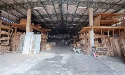 OPORTUNIDADE GALPÃO 1450m² COM ESCRITÓRIO PARA LOCAÇÃO EM PRAIA GRANDE