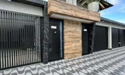 Venda | Casa sobreposta alta de 2 dormitórios | Condomínio Paris | Maracanã