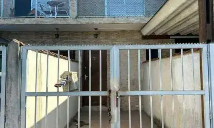 Venda | casa sobreposta 2 dormitórios | nossa sra. de fátima | são vicente