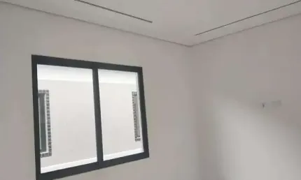 Venda | Casa sobreposta alta de 2 dormitórios | Condomínio Paris | Maracanã
