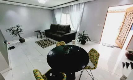 CASA TRIPLEX - 4 DORMITÓRIOS COM CHURRASQUEIRA - SÃO VICENTE