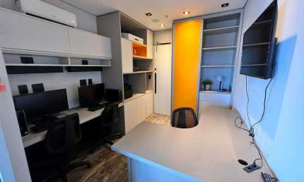 SALA COMERCIAL 4 AMBIENTES 2 BANHEIROS 1 VAGA DE GARAGEM 68 m² ENCRUZILHADA
