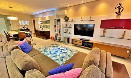 Apartamento 3 suítes dependência varanda 4 vagas vista mar 232 m²