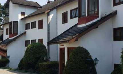 APARTAMENTO EM CONDOMÍNIO COM LAZER 5 DORMITÓRIOS VARANDA CAMPOS DO JORDÃO