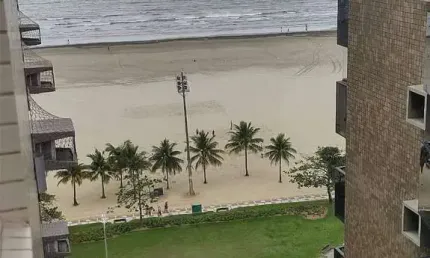 Cobertura 2 dormitórios 1 suíte 2 vagas de garagem piscina com vista mar