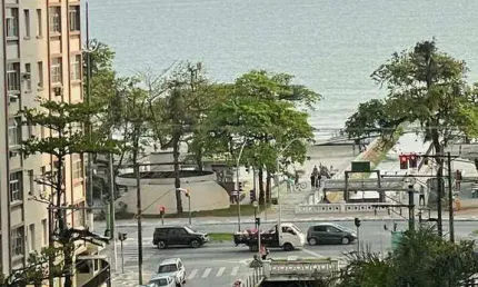 APARTAMENTO 1 QUADRA DA PRAIA DO EMBARÉ, ALTO PADRÃO, LAZER COMPLETO, GARAGEM